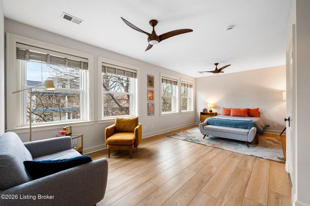 1601 Spring Dr APT 19, Louisville, KY 40205