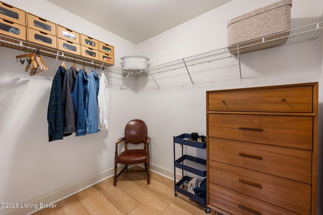 1601 Spring Dr APT 19, Louisville, KY 40205