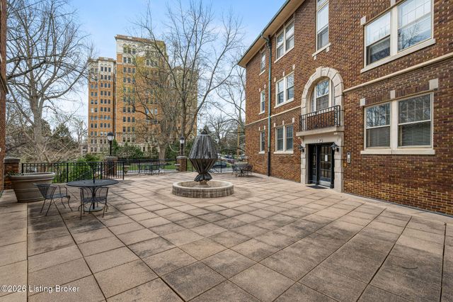 1601 Spring Dr APT 19, Louisville, KY 40205