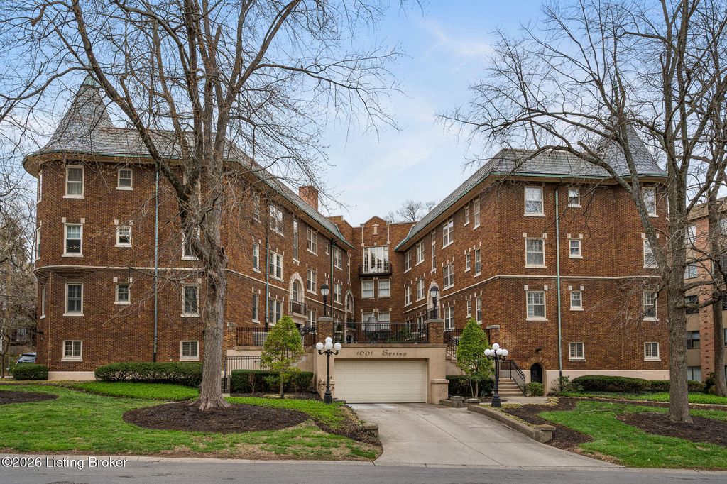 1601 Spring Dr APT 19, Louisville, KY 40205