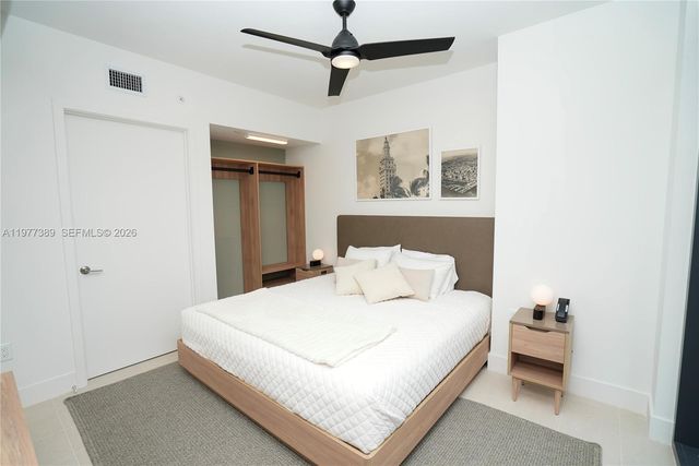 159 NE 6th St 3713, Miami, FL 33132