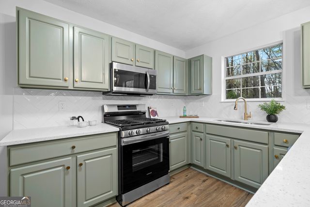 5418 Silver Springs Drive, Sugar Hill, GA 30518