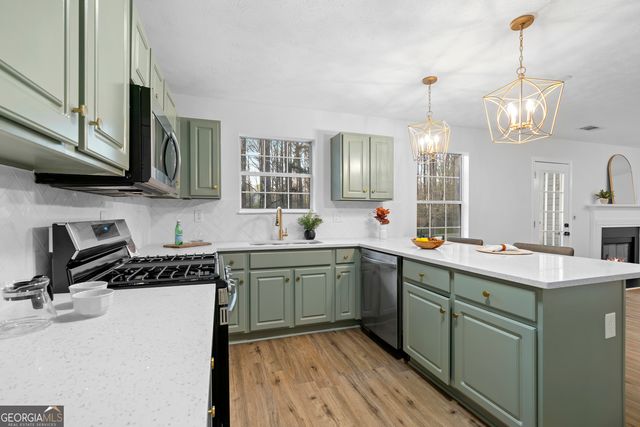 5418 Silver Springs Drive, Sugar Hill, GA 30518