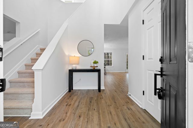 5418 Silver Springs Drive, Sugar Hill, GA 30518