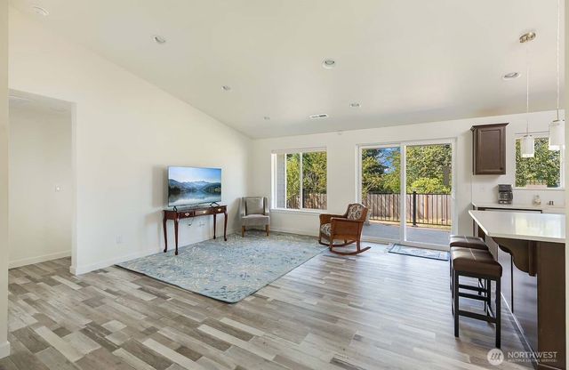 2586 Lincoln Avenue SE, Port Orchard, WA 98366