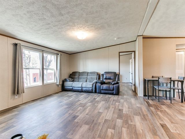5351 SE 120th Avenue, Noble, OK 73068