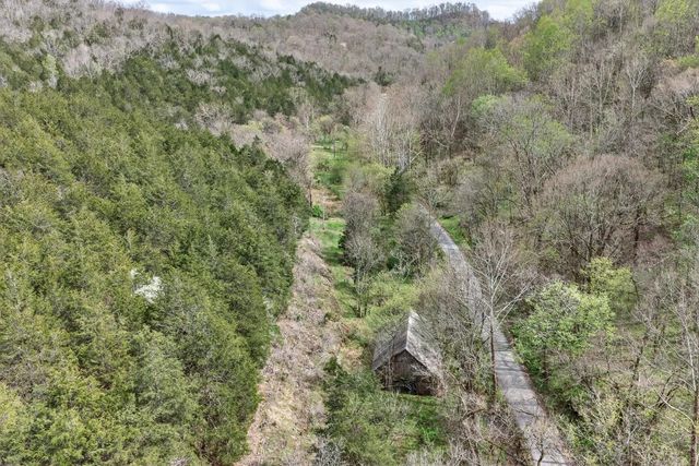 416 Hix Hollow Rd, Gainesboro, TN 38562