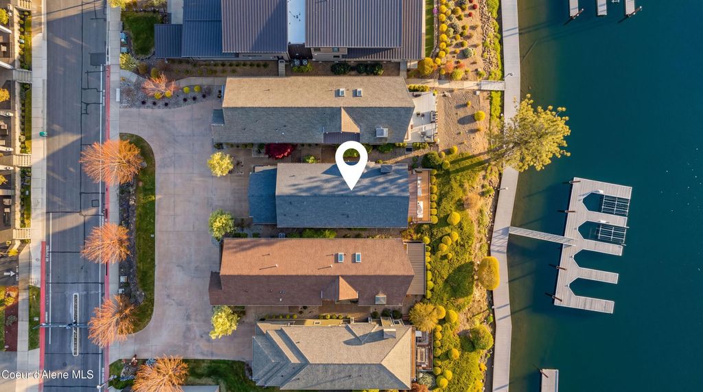 1820 W Bellerive LN, Coeur d'Alene, ID 83814 photo 2
