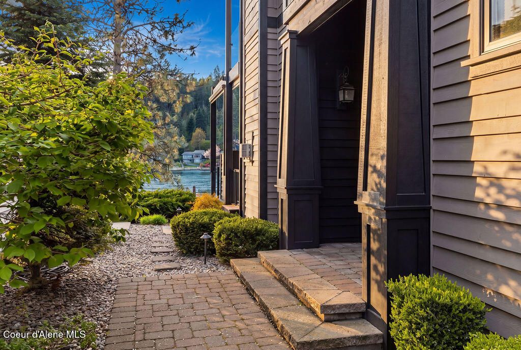 1820 W Bellerive LN, Coeur d'Alene, ID 83814 photo 5
