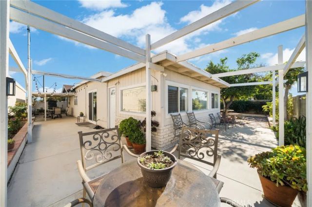 14201 Wiltshire, Westminster, CA 92683