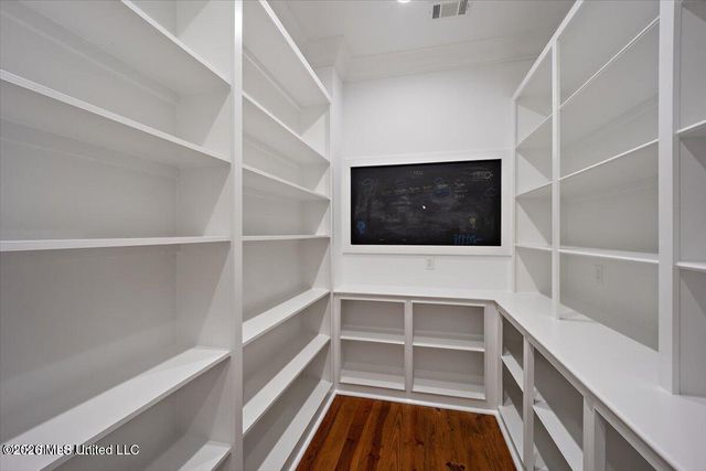 404 Edgewood Lane, Madison, MS 39110