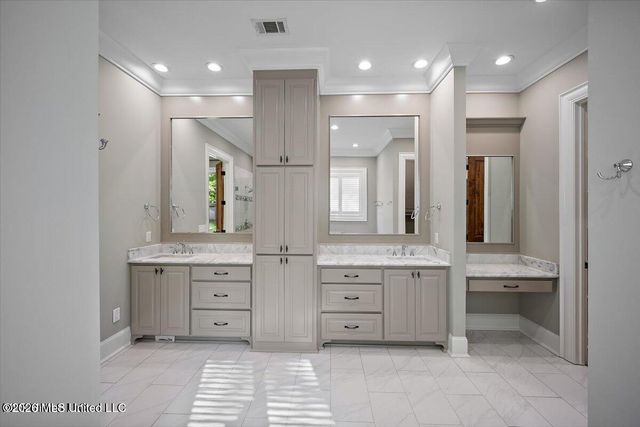 404 Edgewood Lane, Madison, MS 39110