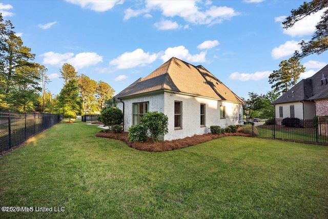 404 Edgewood Lane, Madison, MS 39110