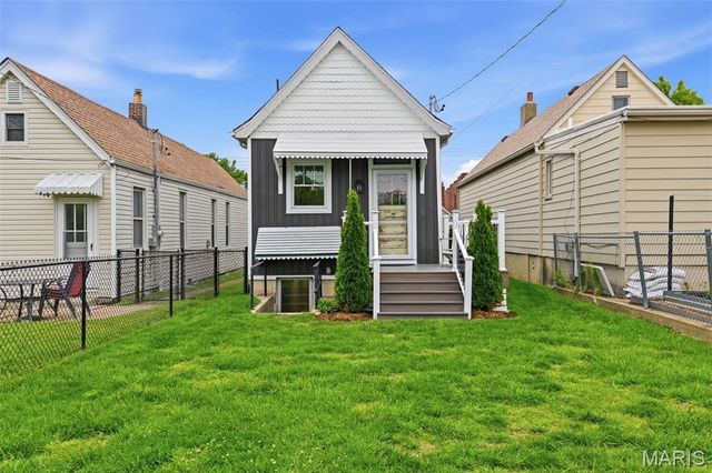 5310 Shaw Avenue, St Louis, MO 63110