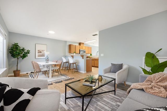 84 Captain Nurse Cir, Novato, CA 94949