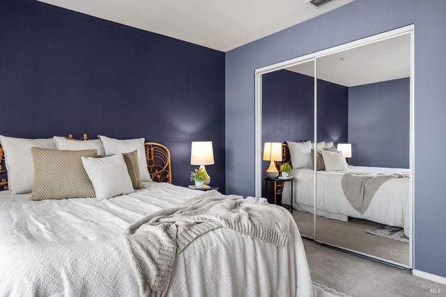 84 Captain Nurse Cir, Novato, CA 94949