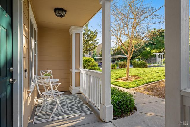 84 Captain Nurse Cir, Novato, CA 94949