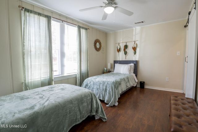 522 Taylor Street, Jackson, MS 39216