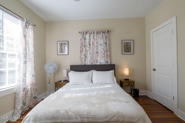 522 Taylor Street, Jackson, MS 39216