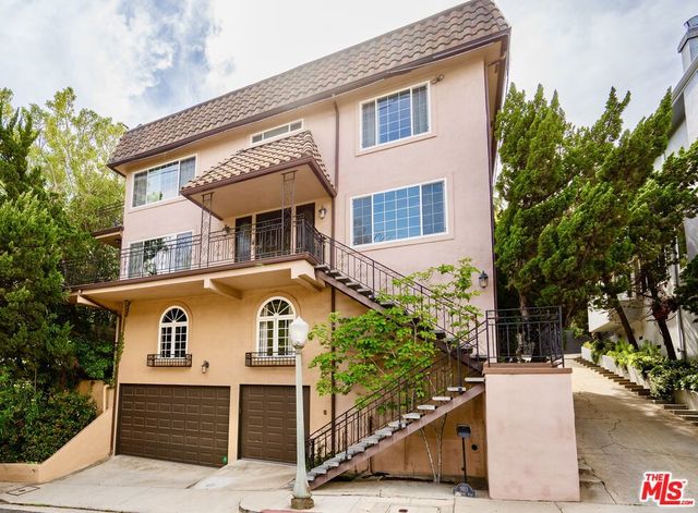 503 N Greencraig Road, Los Angeles, CA 90049