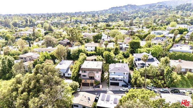503 N Greencraig Road, Los Angeles, CA 90049