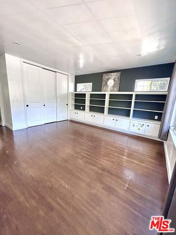 503 N Greencraig Road, Los Angeles, CA 90049