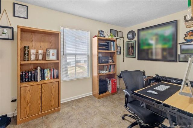 1101 Marvin Avenue, Leesville, LA 71446