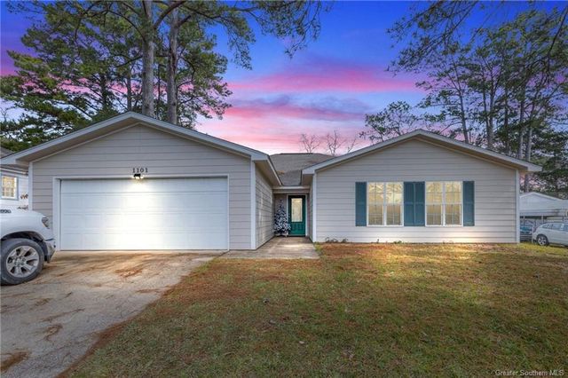 1101 Marvin Avenue, Leesville, LA 71446