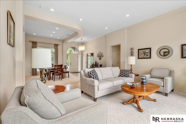 9030 Whispering Wind Road, Lincoln, NE 68512