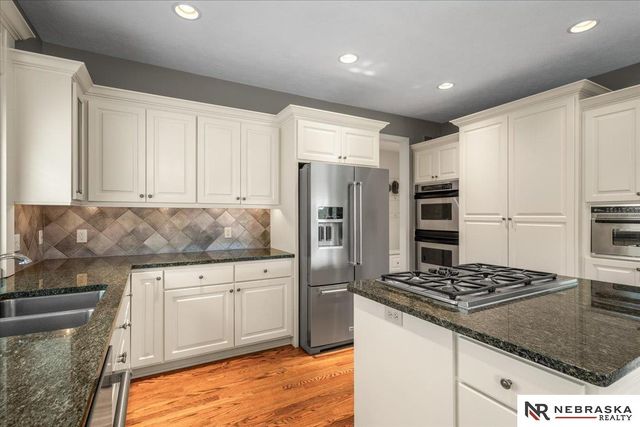 9030 Whispering Wind Road, Lincoln, NE 68512