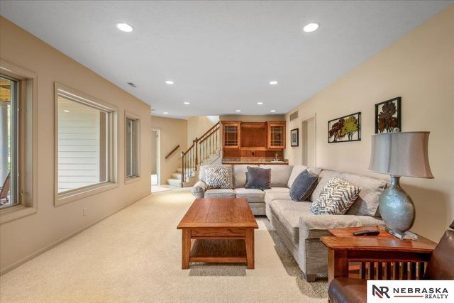 9030 Whispering Wind Road, Lincoln, NE 68512