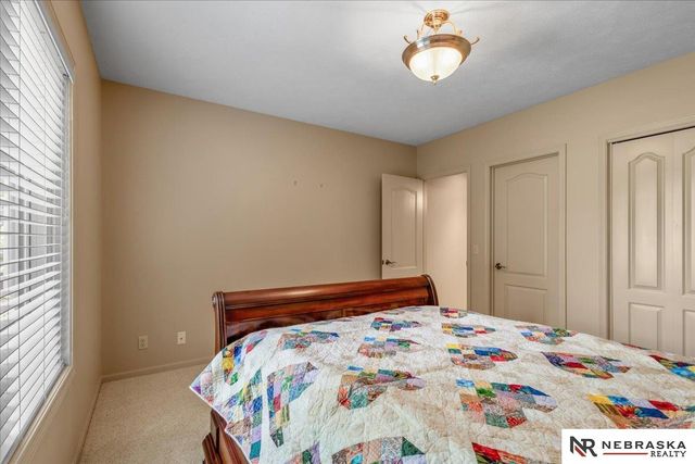 9030 Whispering Wind Road, Lincoln, NE 68512
