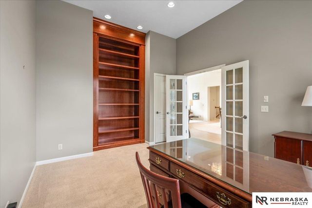 9030 Whispering Wind Road, Lincoln, NE 68512