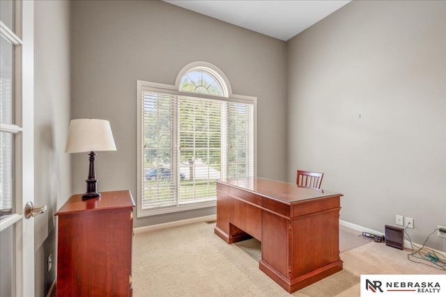 9030 Whispering Wind Road, Lincoln, NE 68512