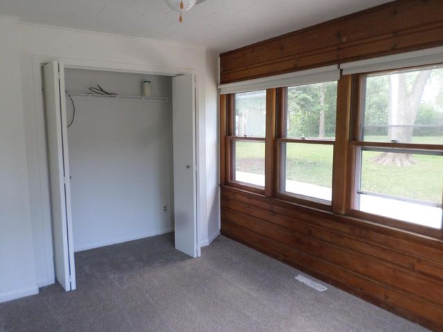 6410 245th AVENUE, Salem, WI 53168