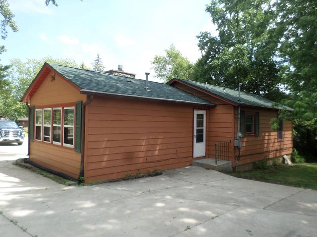 6410 245th AVENUE, Salem, WI 53168