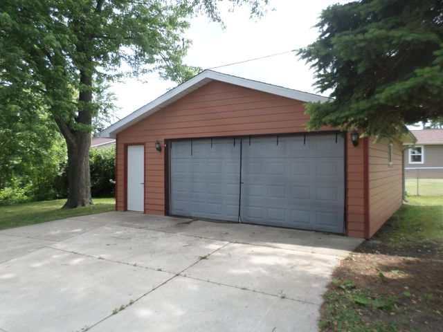 6410 245th AVENUE, Salem, WI 53168