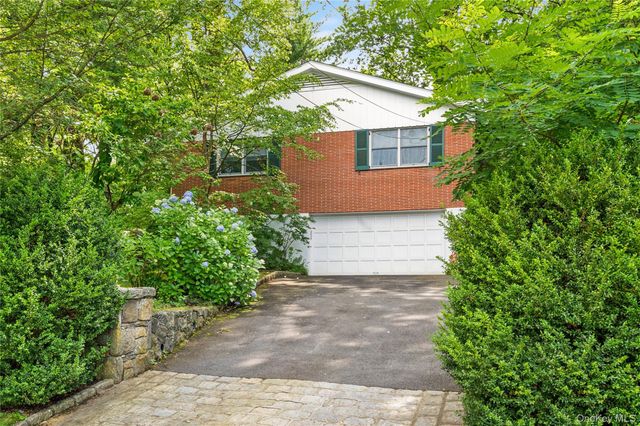 160 Hampshire Road, Bronxville, NY 10708