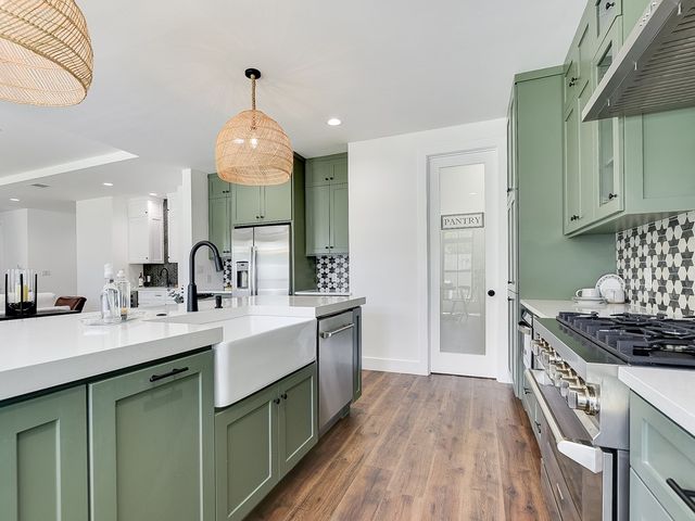 2411 Cherry Lane, Kingsland, TX 78639