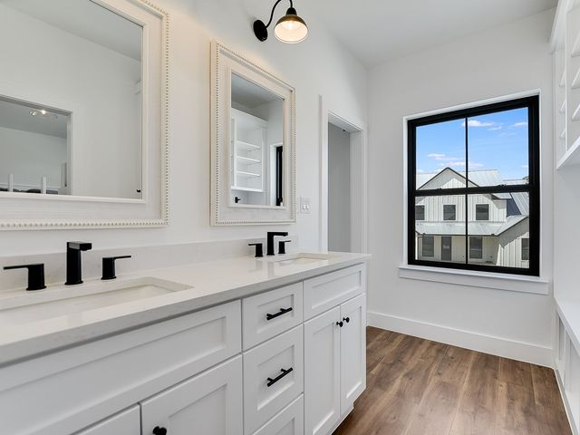 2411 Cherry Lane, Kingsland, TX 78639