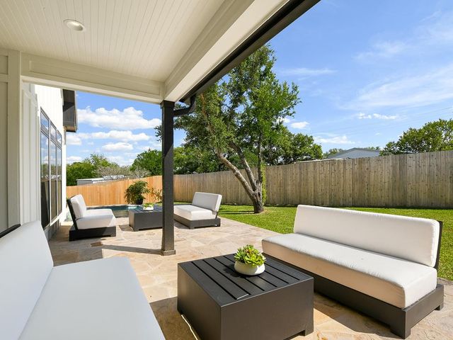 2411 Cherry Lane, Kingsland, TX 78639