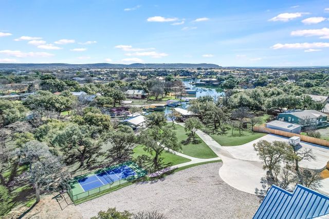 2411 Cherry Lane, Kingsland, TX 78639