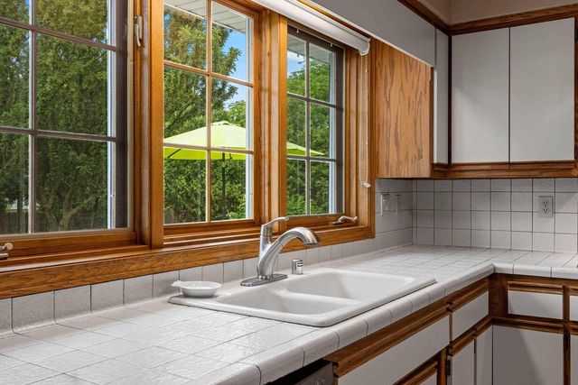 161 ST MARYS BOULEVARD, Green Bay, WI 54301