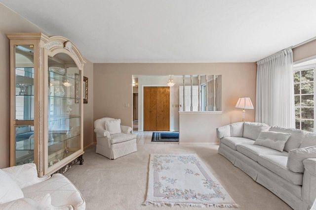161 ST MARYS BOULEVARD, Green Bay, WI 54301