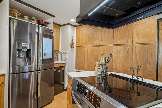 42 RIDGE DR, New Braunfels, TX 78130