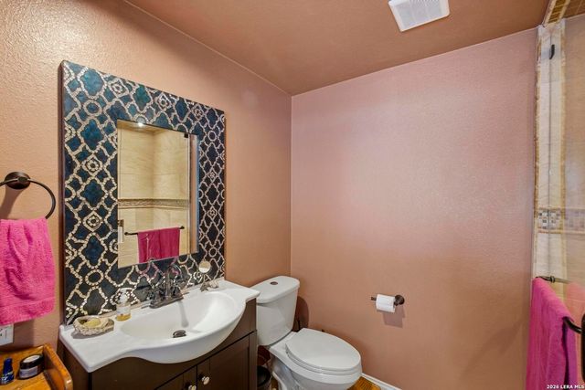 42 RIDGE DR, New Braunfels, TX 78130