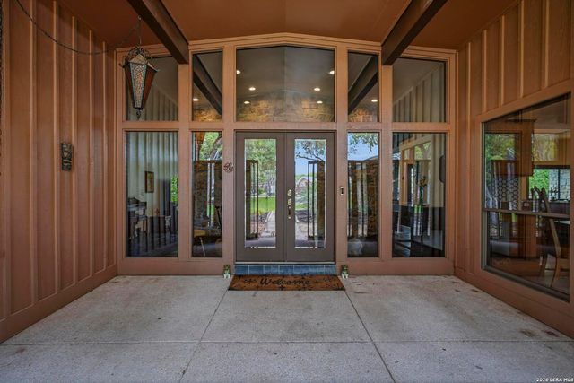 42 RIDGE DR, New Braunfels, TX 78130
