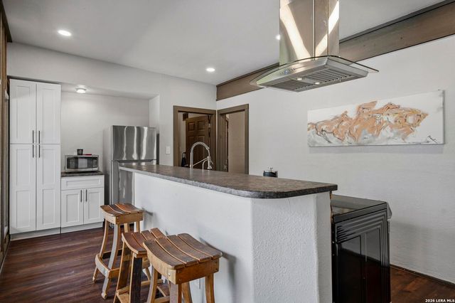 42 RIDGE DR, New Braunfels, TX 78130