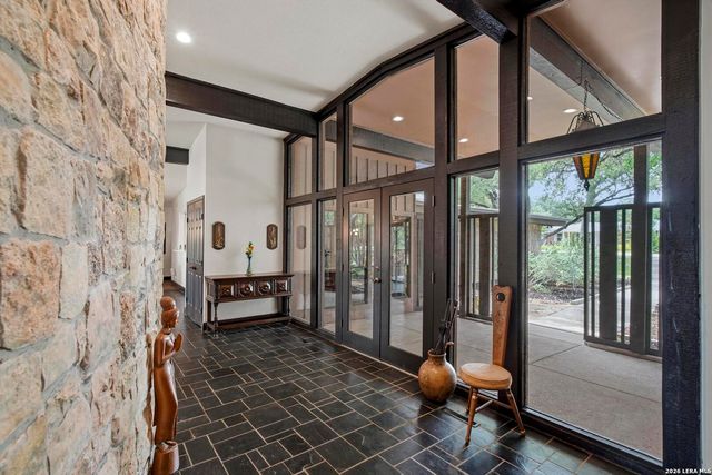 42 RIDGE DR, New Braunfels, TX 78130