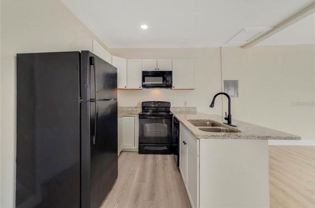 222 N ORLANDO AVENUE, Kissimmee, FL 34741